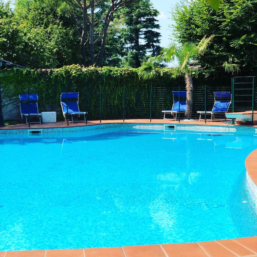 B&B Family First Capriate San Gervasio Extérieur photo
