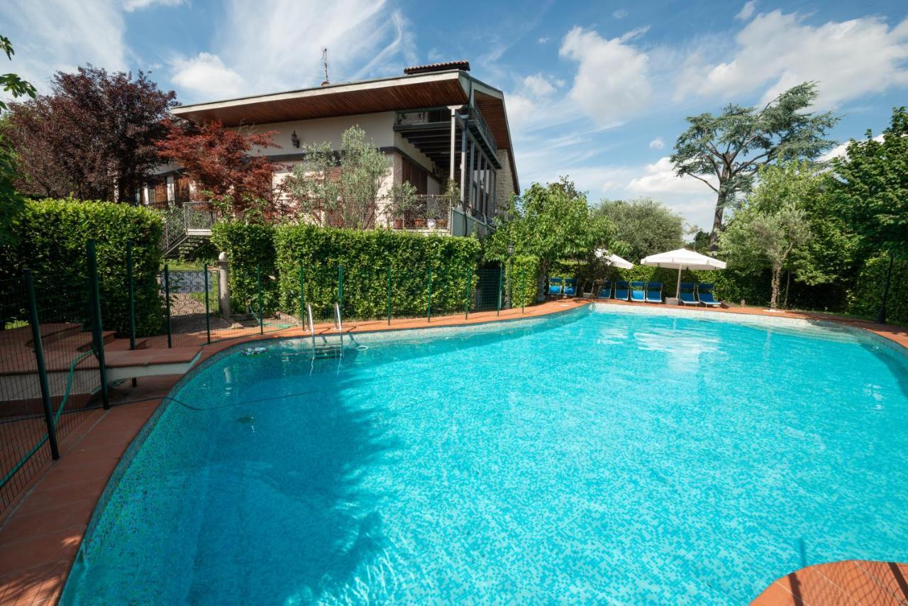 B&B Family First Capriate San Gervasio Extérieur photo