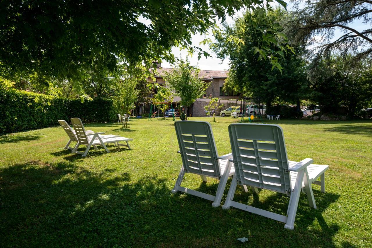 B&B Family First Capriate San Gervasio Extérieur photo