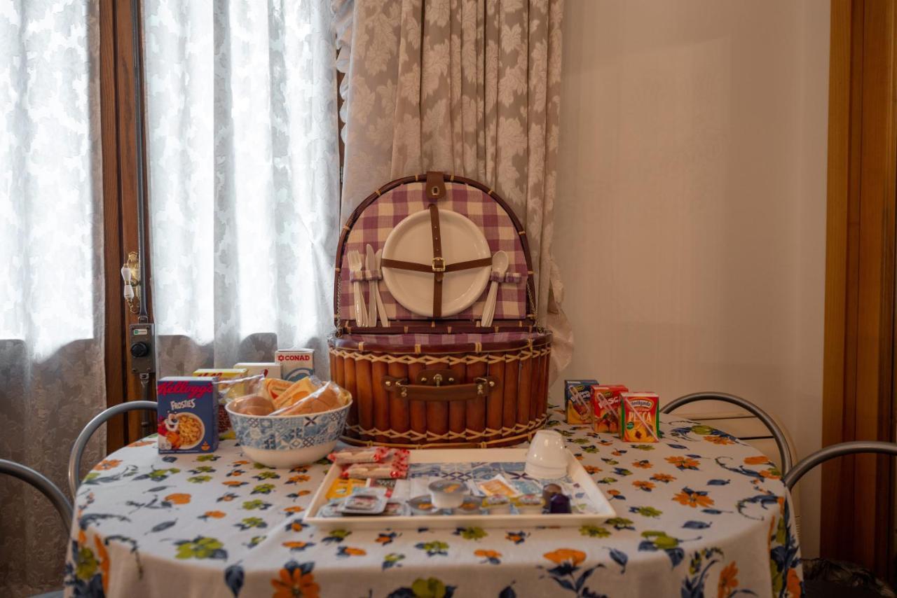 B&B Family First Capriate San Gervasio Extérieur photo